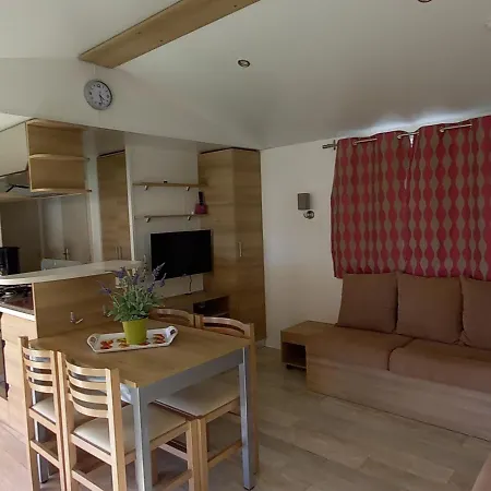 Mobilhome 6 Pers 3 Ch 2 Sdb Lattes
